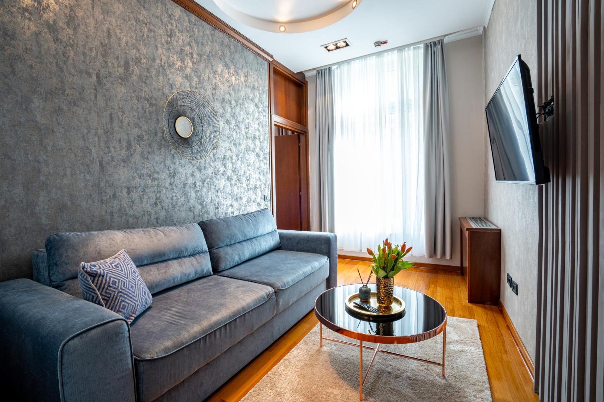 Natali Luxury Suites- Mini Rooms 베오그라드 외부 사진